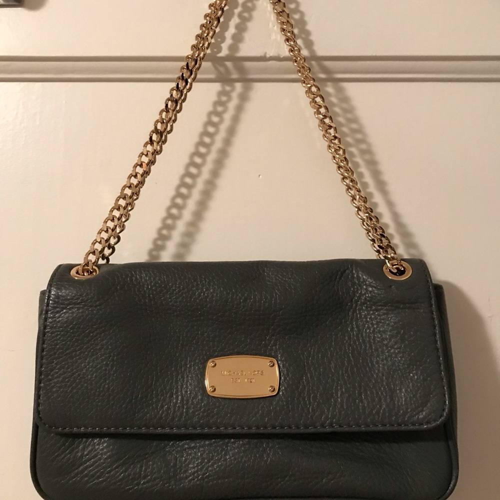 Micheal Kors purse